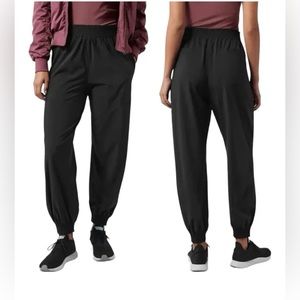 Athleta Savannah Jogger, Black, Size 6